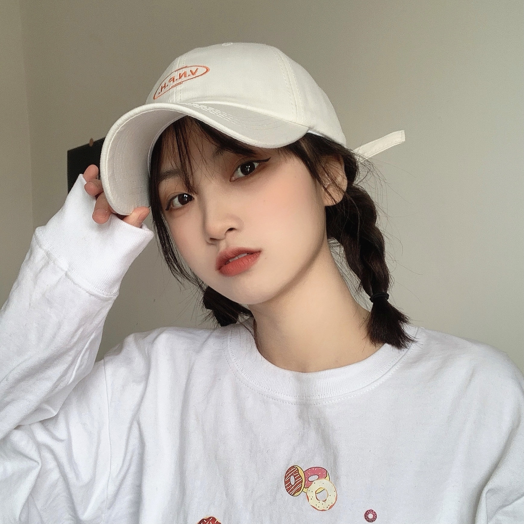 刺绣白色鸭舌帽男ins潮牌街头棒球帽女韩版显脸小夏天帽子女批发详情8
