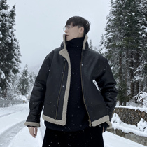 (VERA men) South Korea ins winter trend fur one locomotive Lamb hair thick high collar coat men