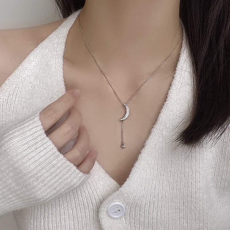 With Fairy Qi 9 2 5 Pure Silver Moon Earrings Necklace Suit Temperament short Ear Pendant Delicate Korean Version Lock Bone Chain