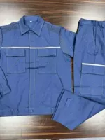 Темно-синий весенне-осенний костюм без лейбла. Аутентичный весенне-осенний стиль без этикетки.