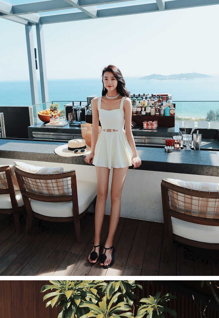 Nước hoa nhỏ mùa xuân nóng bỏng phù hợp với nữ 2018 mới mùa đông áo tắm trắng một mảnh áo tắm mỏng lưới màu đỏ - Bộ đồ bơi One Piece đồ bơi liền thân cho nữ