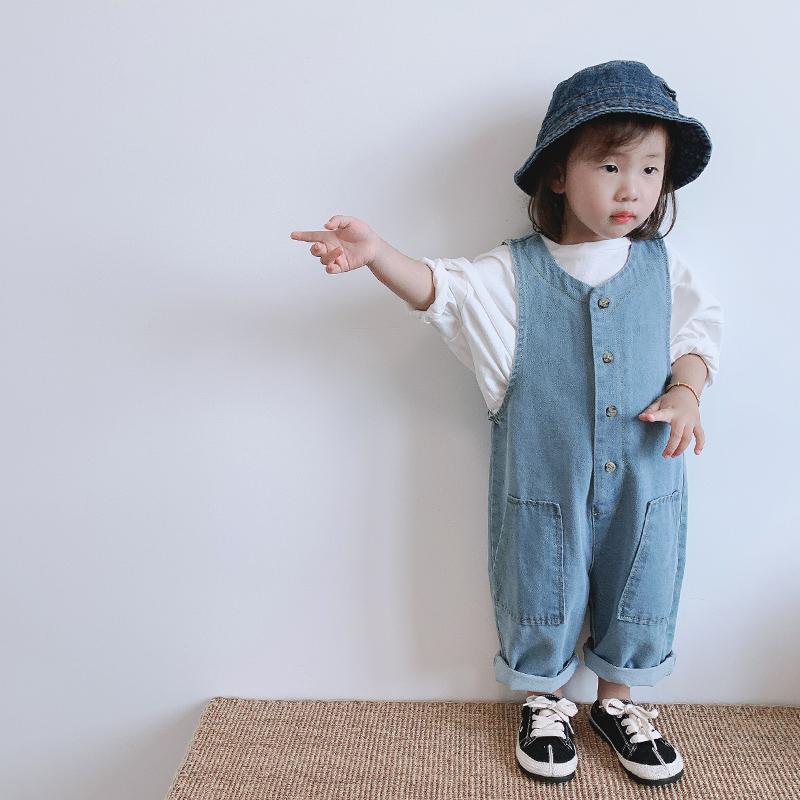 Boy girl baby soft denim holding baby bag pants 1 spring and autumn clothing 5 polo pants 2 long pants 2 new children Korean version 3 years old