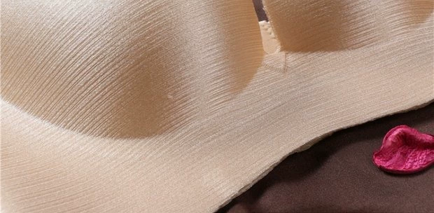 Bộ đồ một mảnh không có dấu vết không có bộ đồ lót nữ bộ sưu tập có thể điều chỉnh áo ngực nhỏ áo ngực dày