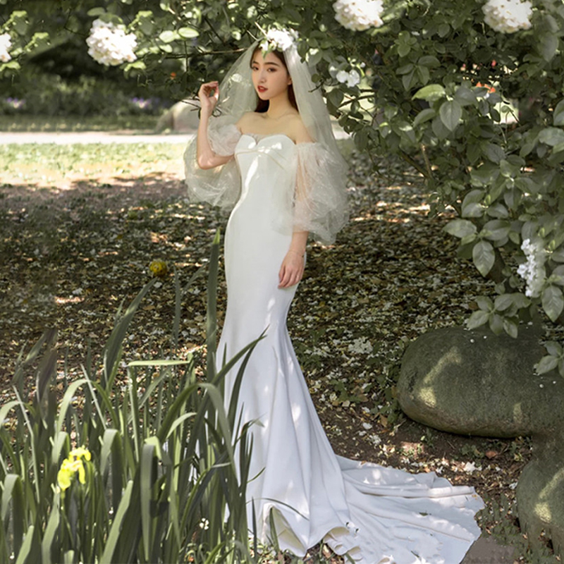 Light wedding dress 2021 new word shoulder fish tail small tail Korean bride super fairy dream forest travel series door screen