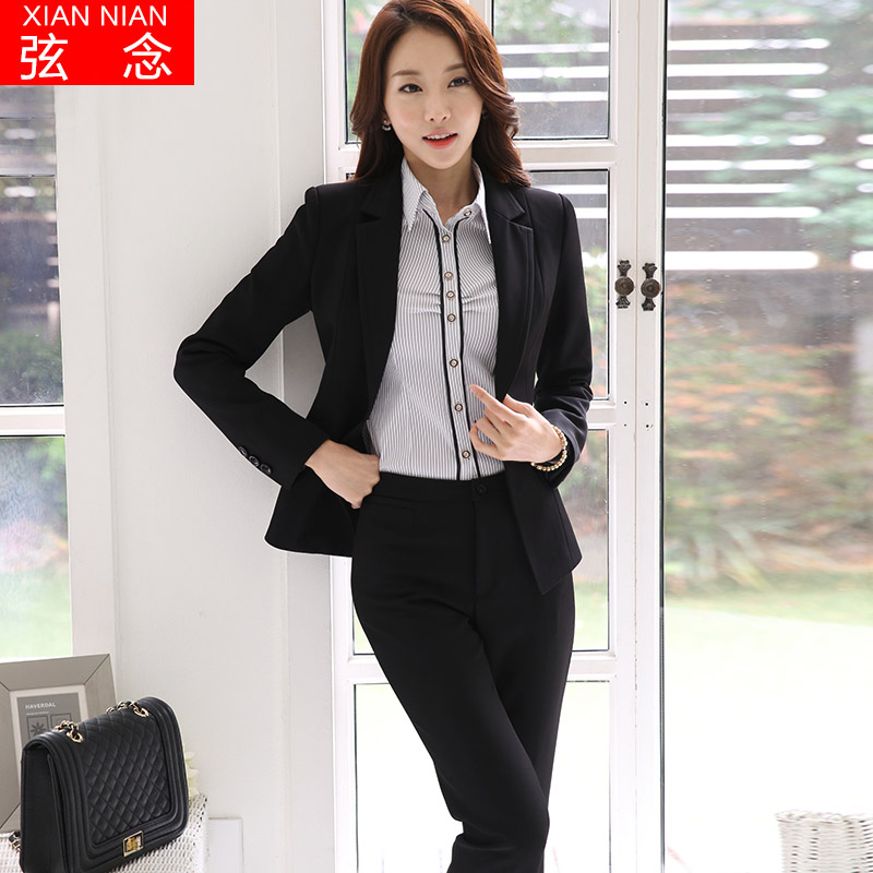 Tailleur femme - Ref 3242189 Image 3