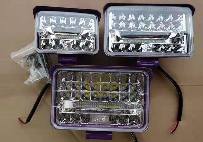 Car LED square lamp 3 inch 4 inch 5 inch modified light off-road vehicle suction ceiling lamp engineering light 12V-80V universal