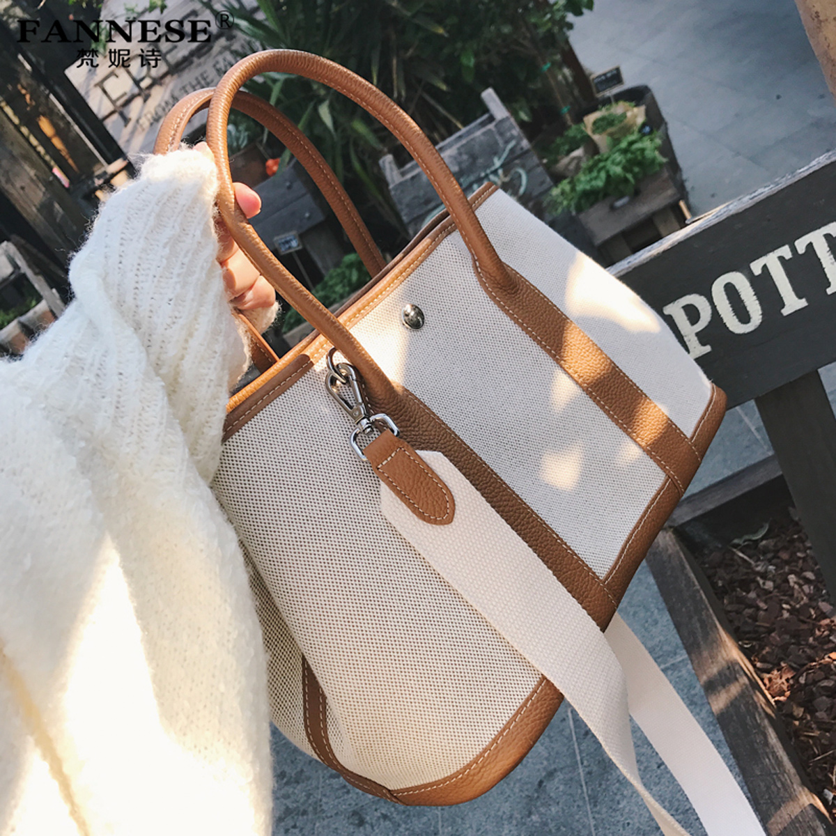 Holiday style garden bag women's bag leather with canvas bag 2020 new beach bag shoulder messenger bag travel fashion