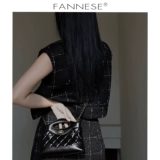 Кожаная цепь, сумка через плечо, воловья кожа, горизонтальная версия, на цепочке, в стиле Шанель