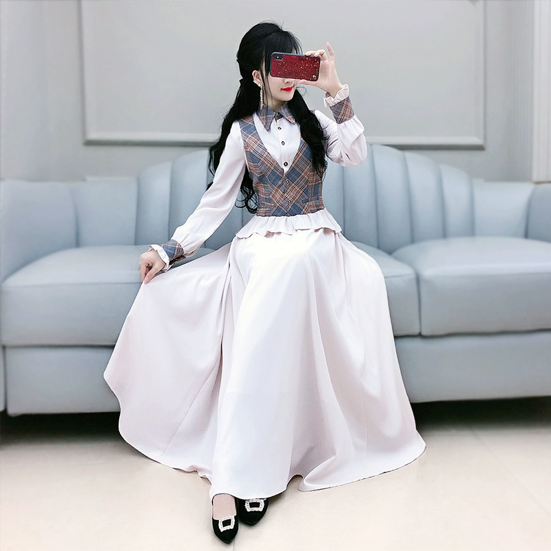 Qiqizhiyuan Mùa xuân và mùa thu Trang phục mới của phụ nữ Màu be Đường khâu Kiểm tra Giả hai mảnh Váy dài mỏng - váy đầm
