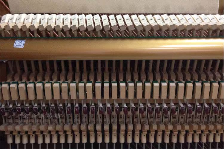 Hàn Quốc nhập khẩu đàn piano cũ SU-118 Sanyi đàn piano thẳng đứng chạm khắc chân cong roland rp 102
