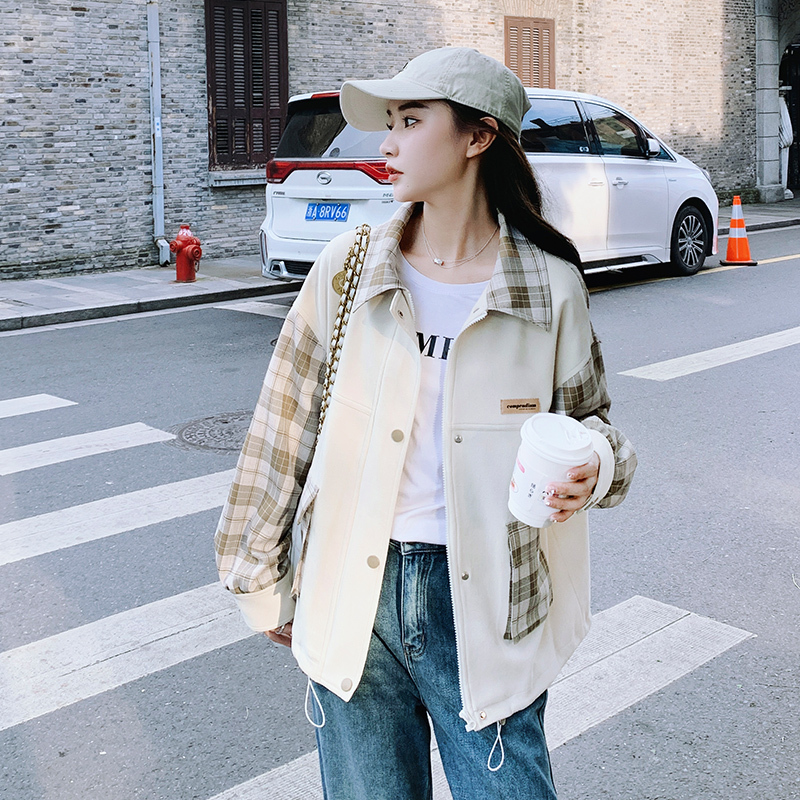 Unique and Beautiful European-Style Plaid Trench Coat for Women, Spring and Autumn 2026, High-End and Super Stylish Casual Jacket for Girls