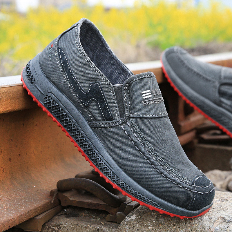 Old Beijing Shoes men in summer breathable anti-smelling shoes in old old, soft-sole men's shoes work large-scale cloth shoes