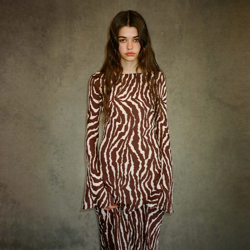 100% Mulberry Silk, Real Silk, French Retro Style Zebra Print Round Neck Flared Sleeve Slim Fit Long Dress for Women 100% Mulberry Silk, Real Silk, French Retro Style Zebra Print Round Neck Flared Sleeve Slim Fit Long Dress for Women