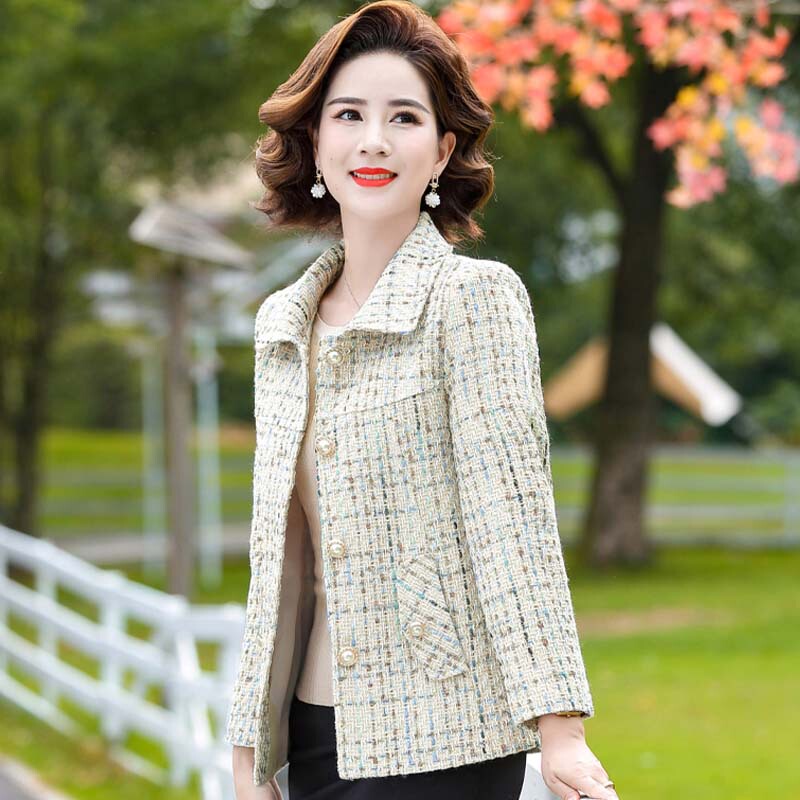 New Style Spring and Autumn Woolen Coat for Middle-Aged and Elderly Women, Short, Thick, Stylish and Elegant, Suitable for Women in Their 40S and 50S, Plaid Small Blazer