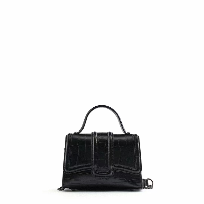 Fashionable Women's Bag 2026 New Mini Chain Urban Casual Handbag Crossbody Bag White Versatile Single Shoulder Small Square Bag