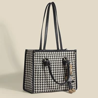 Тысячи птиц+кролика в ожидании