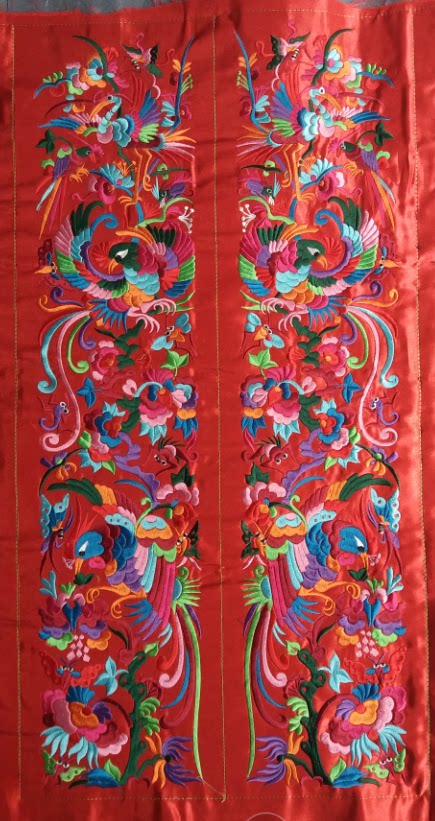 Ethnic minority machine embroidery feature embroidery piece Miao handicraft embroidery couplet embroidery piece pair price 73 *15.