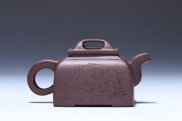 Вскипятить чайник. 3л rc-6060. Кипяченый чайник. Scarlett sc-ek21s88. Чайник стоит 1000.