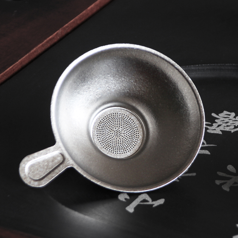 Pure titanium tea partition health inhibition resistant fall portable tea leakage home travel picnic tea set titanium alloy fair cup