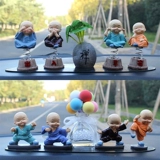 Маленькие монахие украшения автомобиль творческий милый автомобиль интерьер украшения украшения персонализированные высококлассные украшения