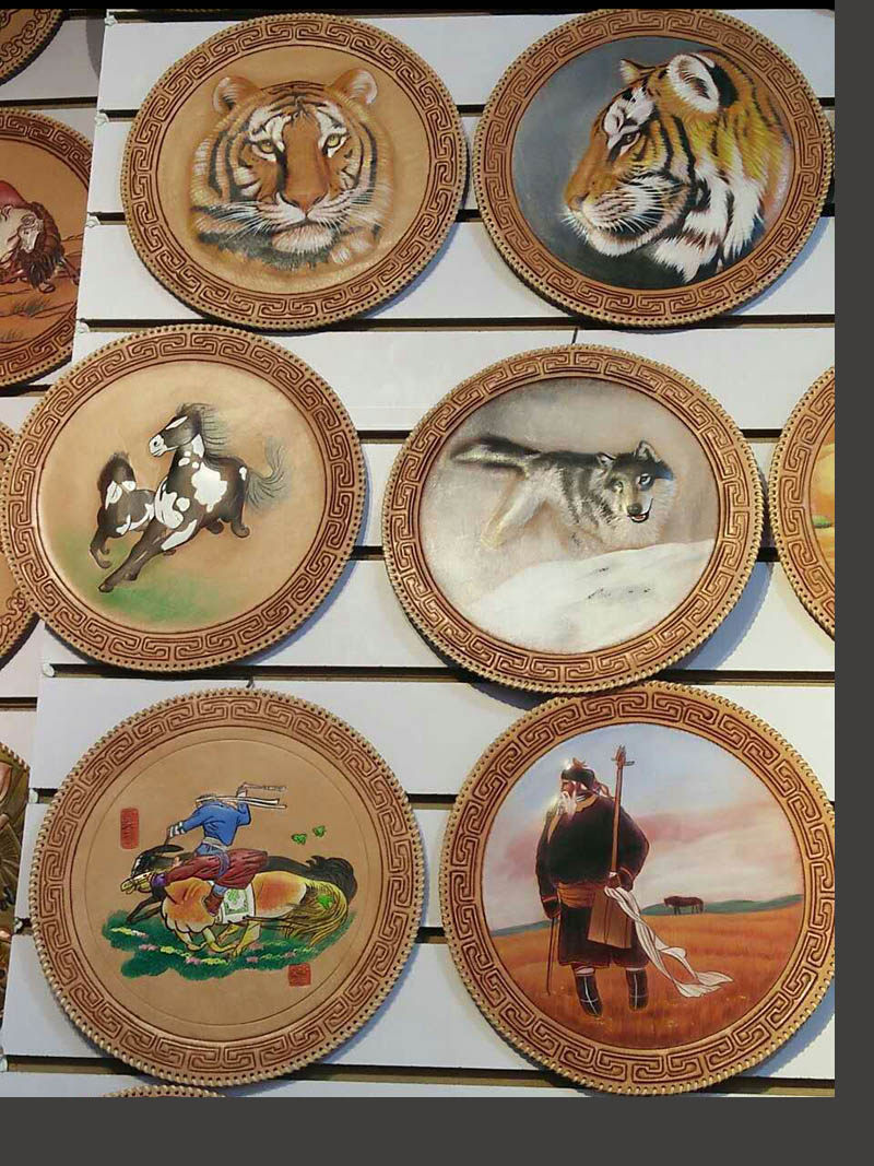Mongolian crafts Leather painting Decorative painting Disc painting 2