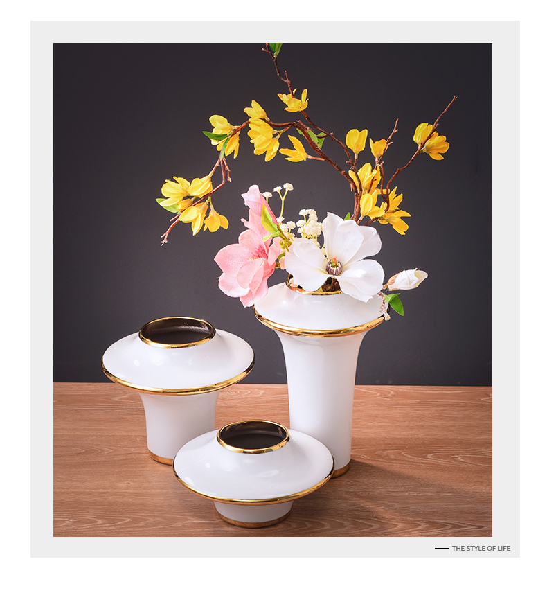 Jingdezhen gold - plated flying saucer ceramic vases, dried flowers, flower arrangement of new Chinese style household decorative furnishing articles of I and contracted