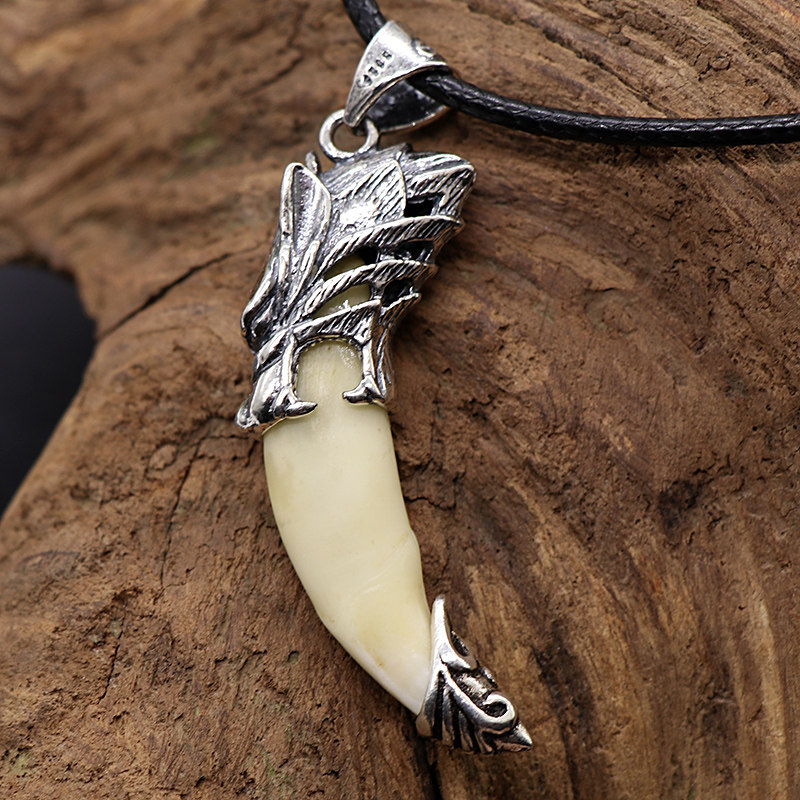 National Wind 925 silver inlaid black dog Tooth Wolf Tooth with Pendant Sleeve Necklace Small Tooth children Baby featured pendant