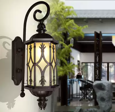 Outdoor European-style wall lamp Outdoor waterproof exterior wall wall lamp Courtyard lamp Corridor lamp Villa American retro wall lamp