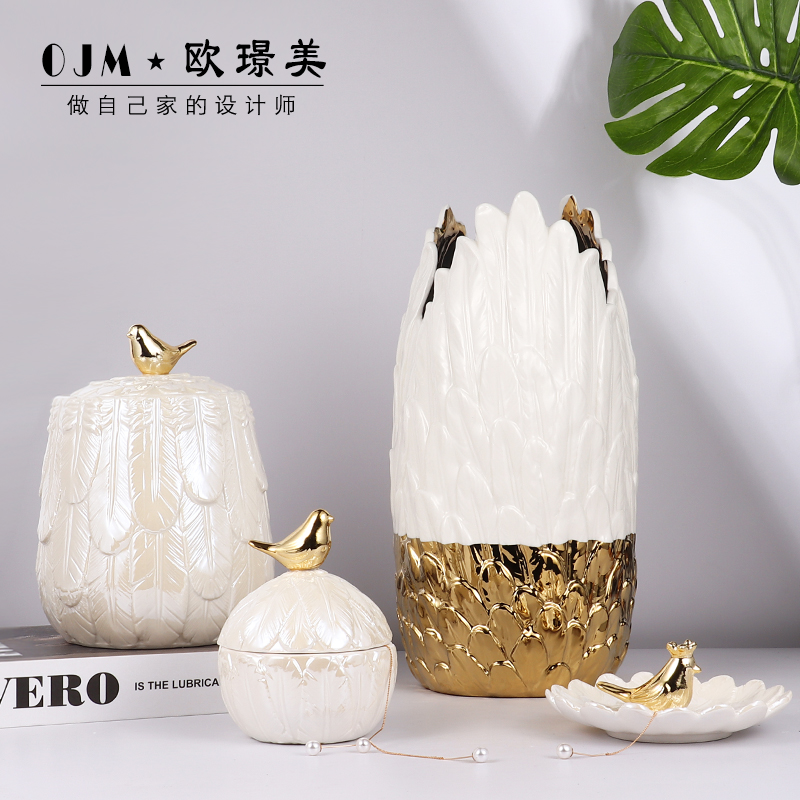 Light Extravagant Nordic Style Creative Ceramic Storage Tank Swing room Vase Photo Frame Adornment Table Candy containing jar-Taobao
