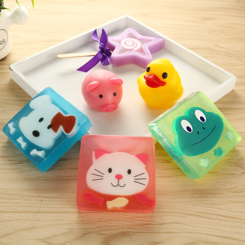 Kindergarten class share prizes Graduation children friends gadgets Practical birthday gifts to send boys and girls ideas