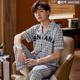 pajamamen Summer mens mùa xuân mùa hè và mùa thu cotton mỏng Hàn Quốc phiên bản của đơn giản kẻ sọc quần ngắn tay mens phù hợp với gia đình.