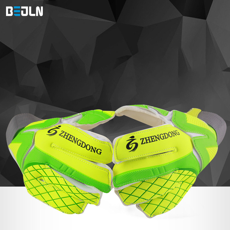 Football goalkeeper gloves gantry goalkeeper gloves with finger guard latex football goalkeeper gloves