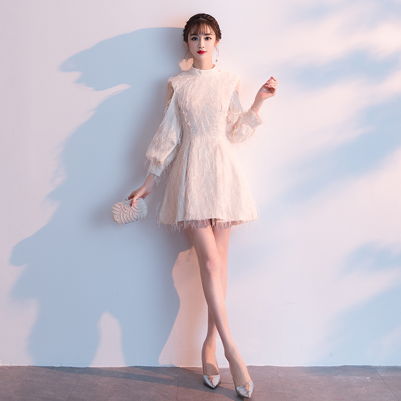 Champagne small evening gown woman 2021 new small sub-French style foreign dress banquet temperament long sleeves can be worn