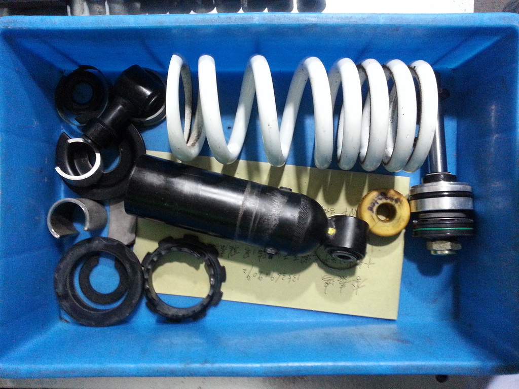 KTM toàn hệ thống Huswana toàn hệ thống WP giảm xóc sau giảm xóc sau bảo dưỡng rò rỉ bảo dưỡng thay thế dầu nitơ - Xe máy Bumpers giảm xóc trước xe máy airblade
