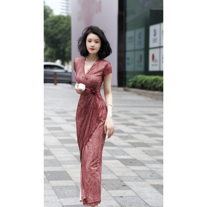 Cai Cai Jia【Rose Whisper】Summer Outfit, High-End Slim-Fitting, Intellectual, Elegant, Fashionable Waist-Cinching Dress