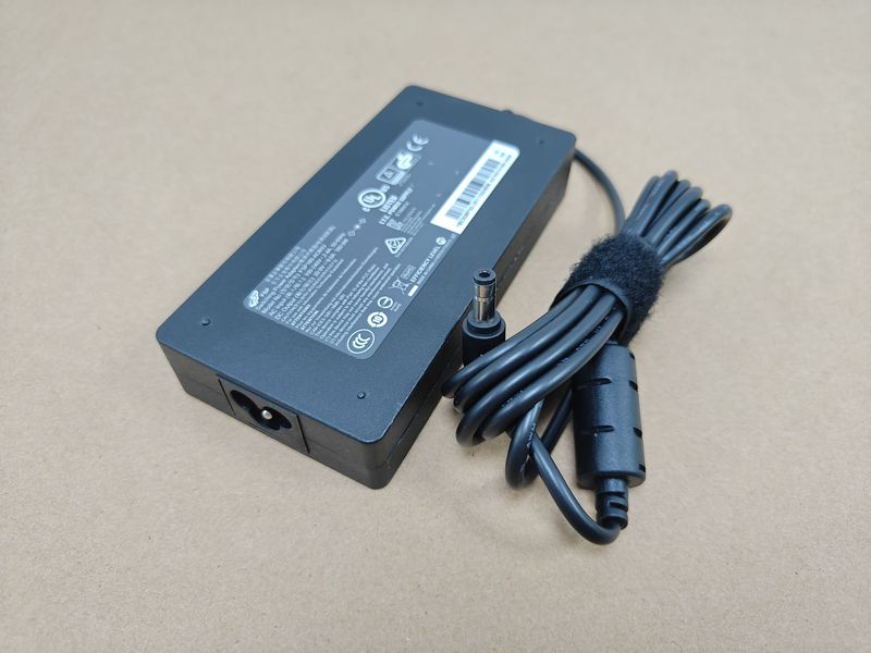 Brand New Original Fsp 20V 9A 5.5*2.5 180W Power Adapter Fsp180-Acbs3