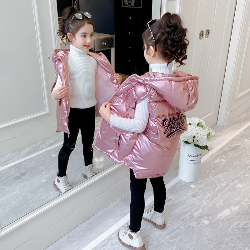 Girl Cotton Machia Thickened Autumn Winter Dress 2022 New CUHK Child Little Girl Little Girl Winter Horse Clip Outside of the Ocean