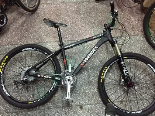 Bike, road sticker, retroreflective frame