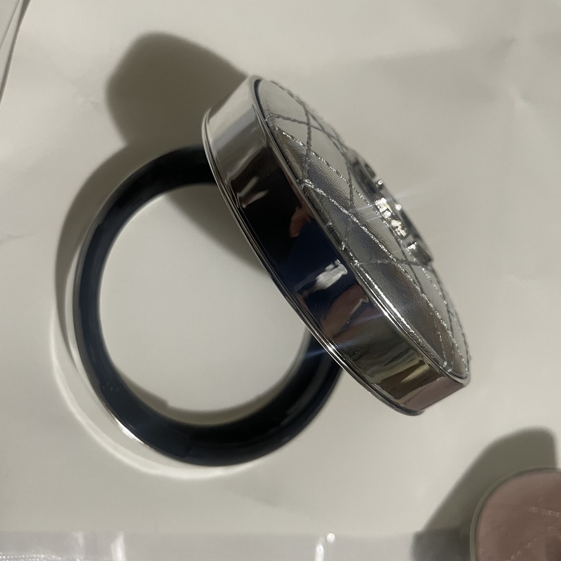 Suitable for Dior's New Limited Edition Makeup Cushion, Long-Lasting Embroidery Cannage Pattern, Leather, Patent Leather Suitable for Dior's New Limited Edition Makeup Cushion, Long-Lasting Embroidery Cannage Pattern, Leather, Patent Leather