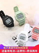 Small Square Electronic watches for men and women trend primary school students junior high school students men and women sports waterproof simple couple