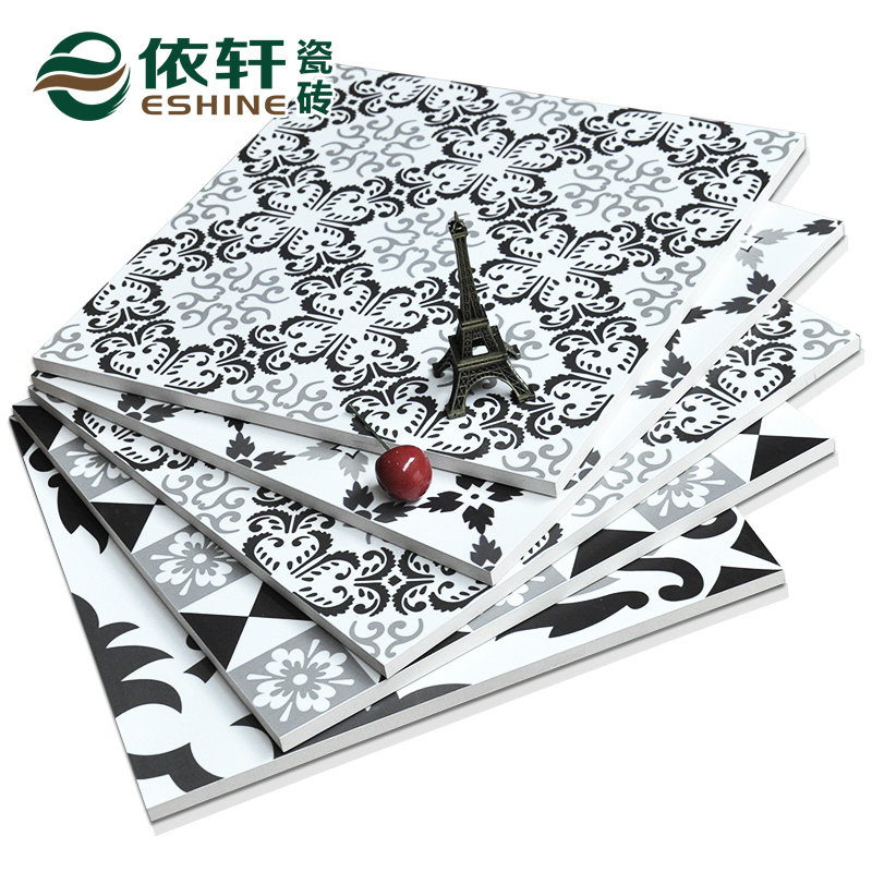 �������к���ש�ڰ׻һ�ש