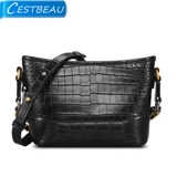 cestbeau Сумка через плечо, сумка на одно плечо, цепь, из натуральной кожи