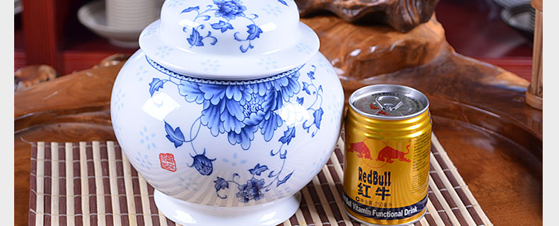 The Crown, jingdezhen ceramic tea pot large POTS general gift porcelain jar airtight pot 1 catty of blue and white porcelain