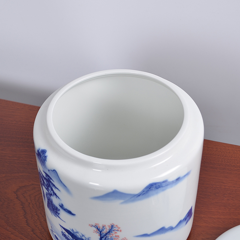 The Crown chang jingdezhen blue and white porcelain quality goods is moisture - proof seal pot large - sized straight cylindrical tea pot storage tanks