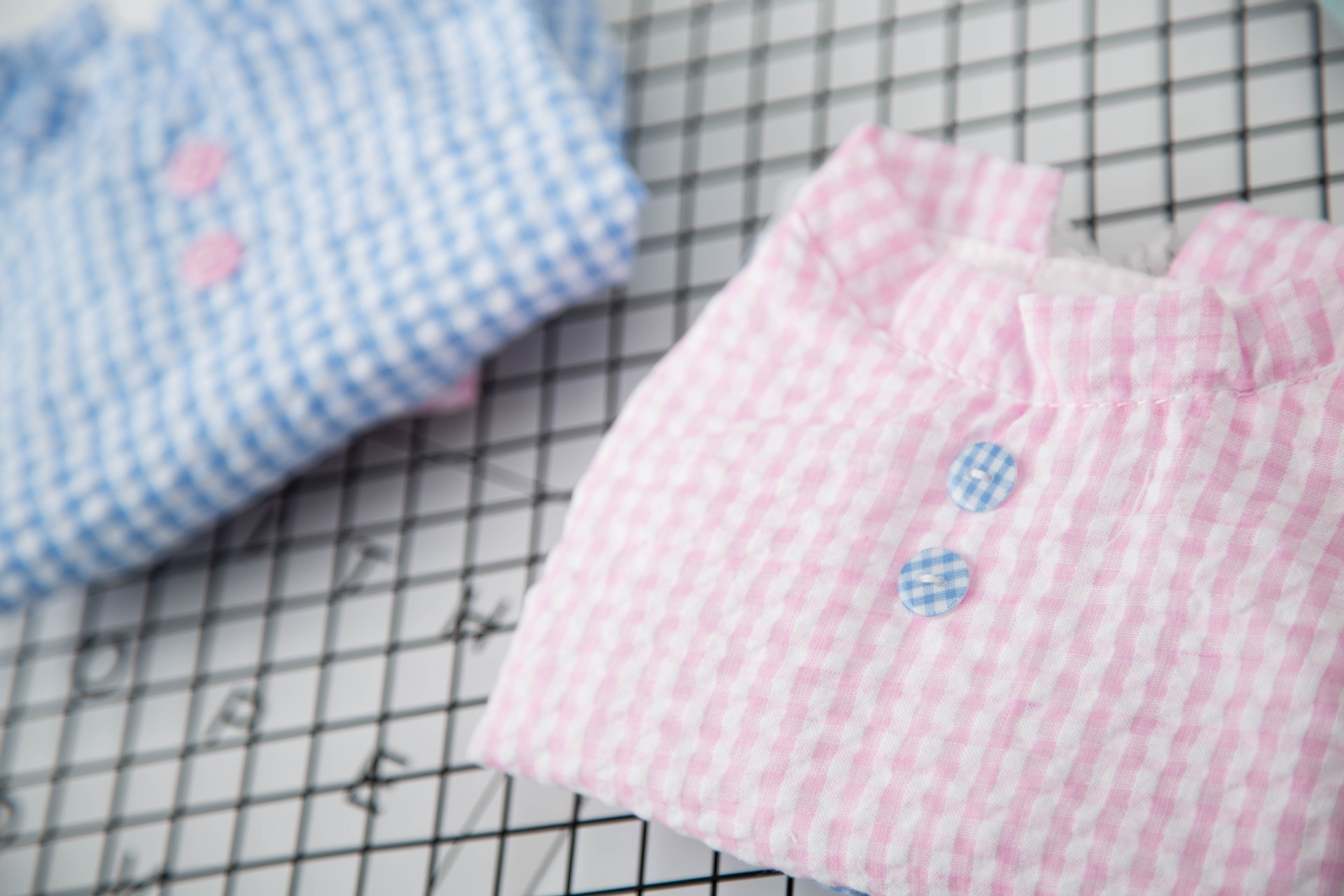 Quần áo mèo đỏ quần áo chó quần áo mỏng mùa hè mùa xuân mùa xuân mèo Teddy áo chó nhỏ quần áo thú cưng - Quần áo & phụ kiện thú cưng áo cho mèo giá rẻ