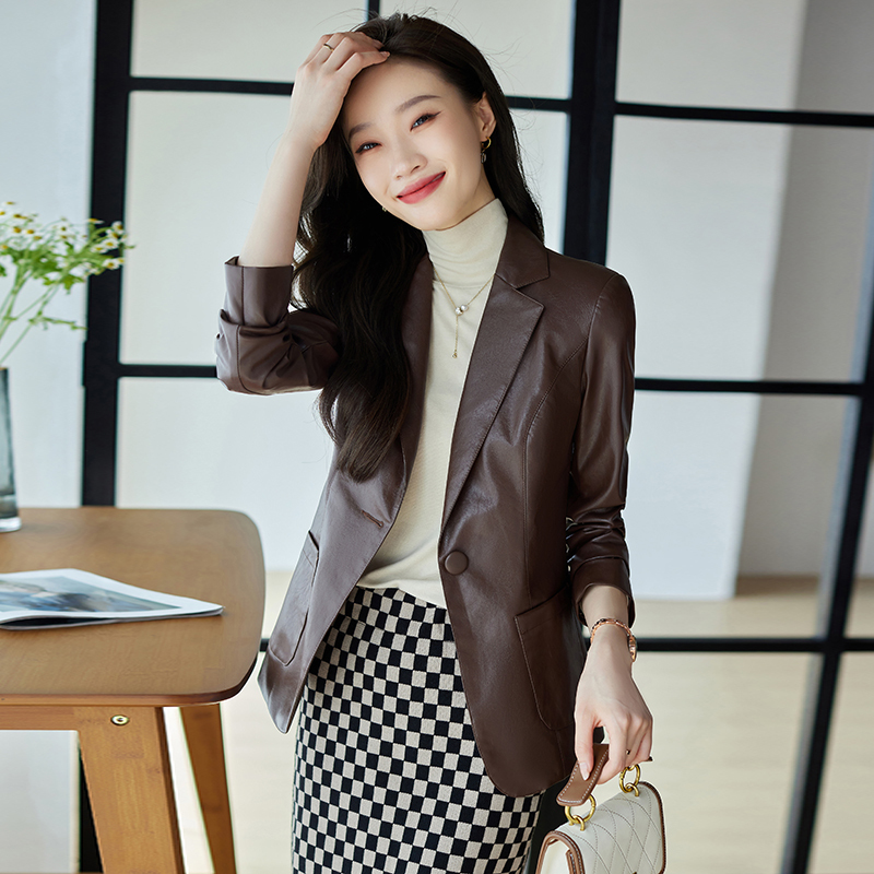 Brown Blazer for Women, New Spring and Autumn Style, Slim Fit, Petite Pu Leather Blazer, Fashionable and Elegant Short Leather Jacket