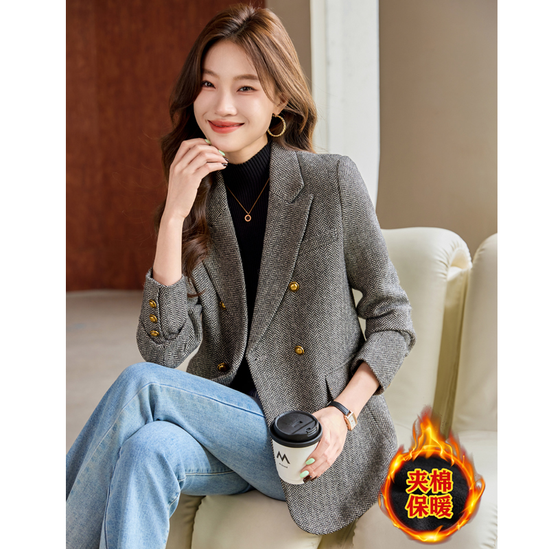 Quilted Thickened Blazer for Women 2026 New Autumn and Winter Casual Small Suit High-End Padded Wool Top