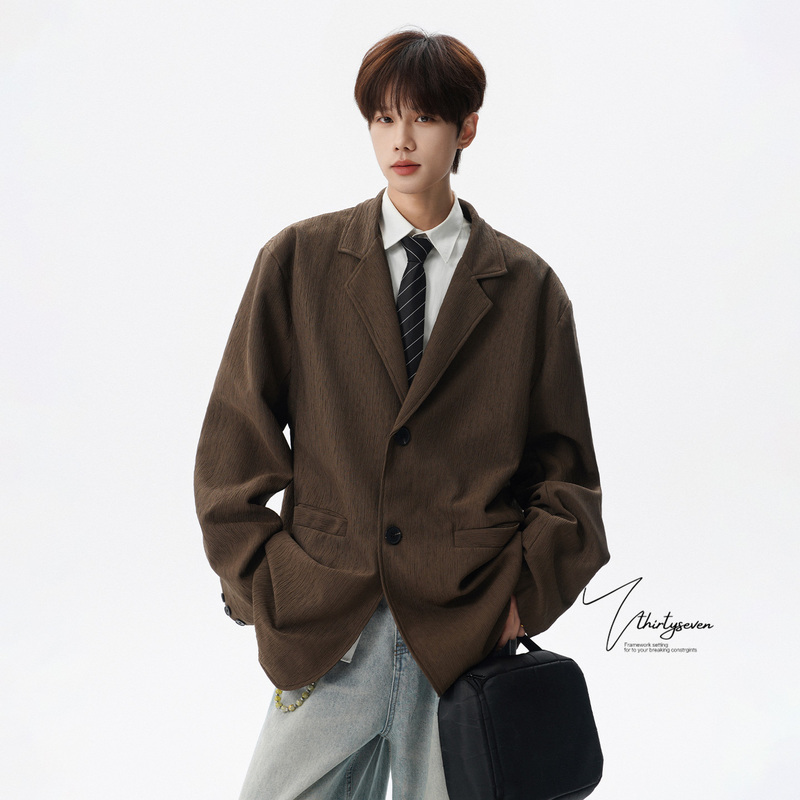 V37 American Retro High-End Silhouette Textured Suit for Men, Autumn Cool and Handsome, Loose and Casual Blazer V37 American Retro High-End Silhouette Textured Suit for Men, Autumn Cool and Handsome, Loose and Casual Blazer