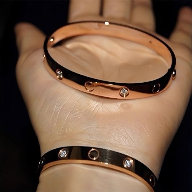 Non-Fading, Light Luxury, Niche Design, High-End 18K Rose Gold Birthday Gift for Girlfriend, New Simple Bracelet Non-Fading, Light Luxury, Niche Design, High-End 18K Rose Gold Birthday Gift for Girlfriend, New Simple Bracelet