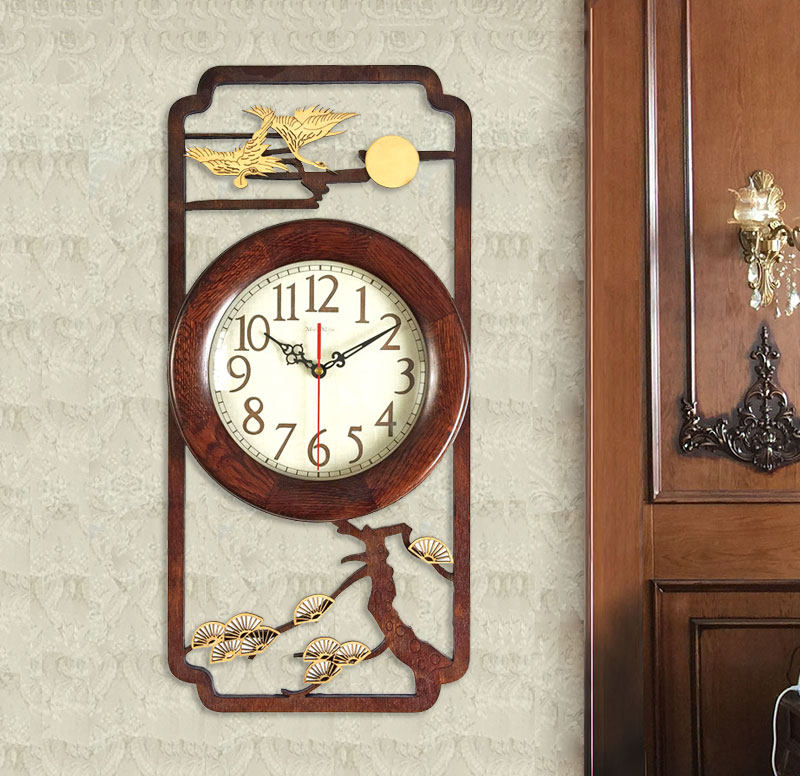 Simple new Chinese style solid wood wall clock Zen silent rectangular Chinese style art quartz clock living room wall decoration